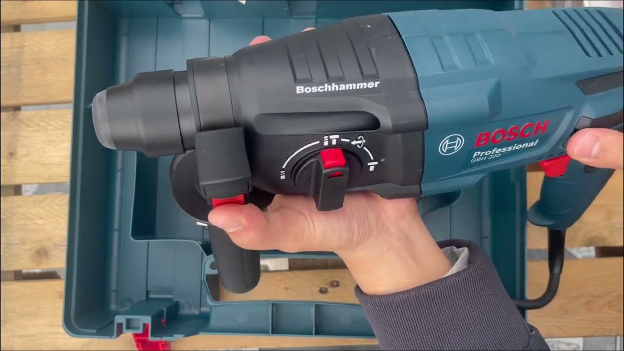 GBH220 + KHAY NHẬT GIÁ SIÊU TỐT LH:0396789260