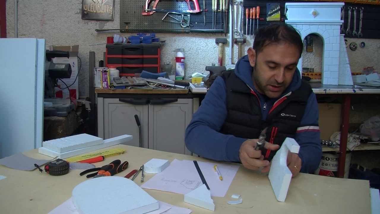 presepe di polistirolo, assemblaggio/polystyrene crib, assembly/berço de poliestireno, montagem