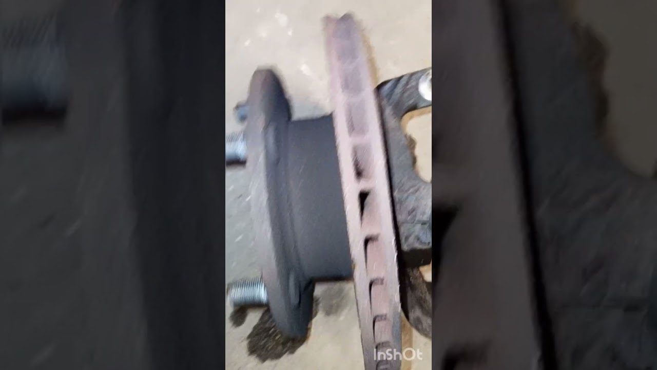 changement disques de frein / roulements avant sur Renault Master 2 de 1998 - acte 1 le démontage