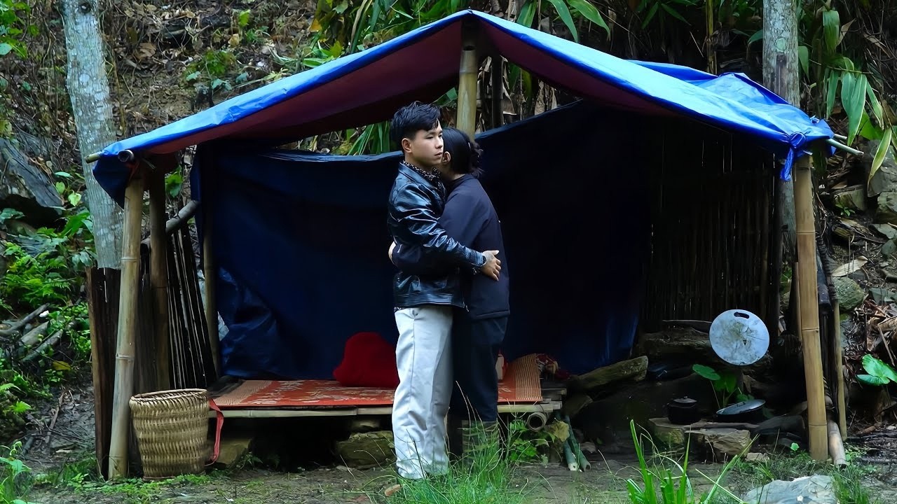 On Lunar New Year’s Eve, Hung Found the Homeless Girl Again and Gave Her a Warm Home to Celebrate