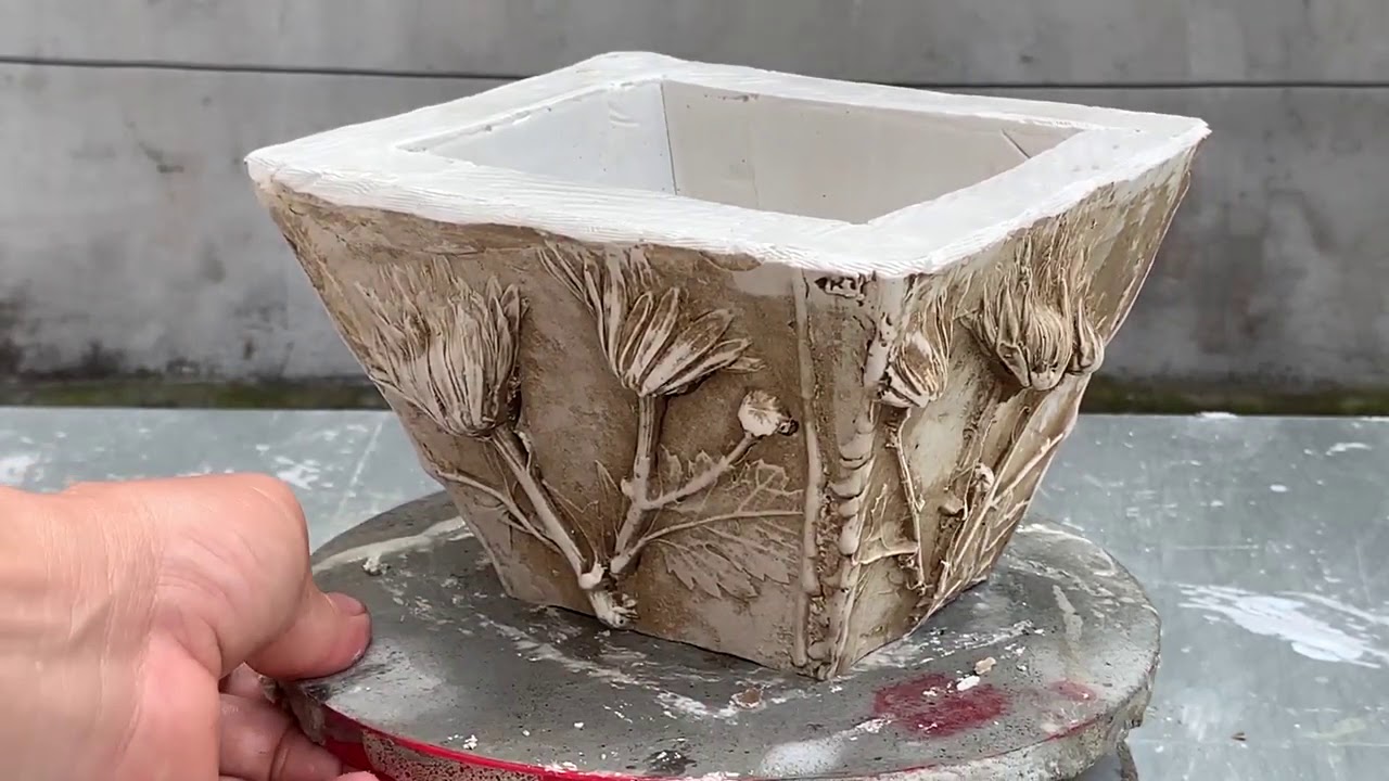 DIY ( 2 tips)- Casting plaster pots with real flower- Handmade plaster DIY