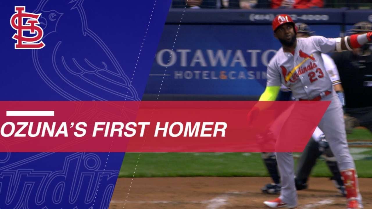 Marcell Ozuna's MAMMOTH shot for his first Cardinals home run