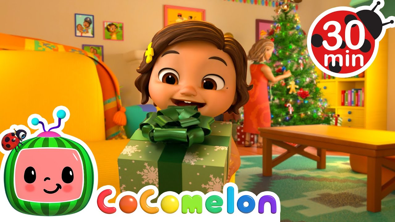 Nochebuena Christmas with Nina's Familia 🎄 | CoComelon | Nursery Rhymes for Babies