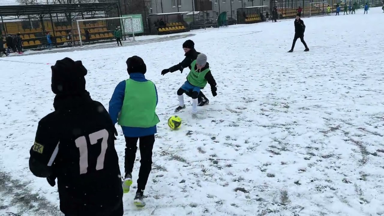 Фаворит 2016 - Козак 1:3 (другий тайм 0:2)
