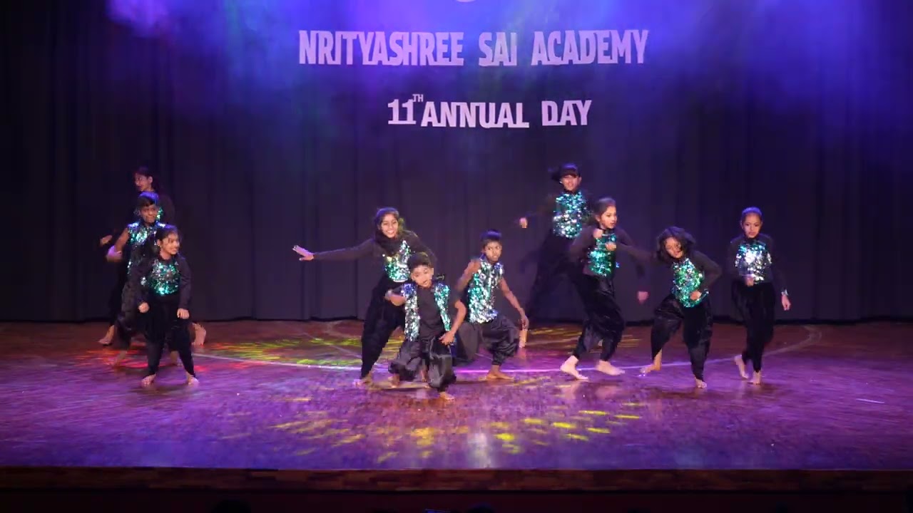 Western Dance performance by STAGE SPARKLES team