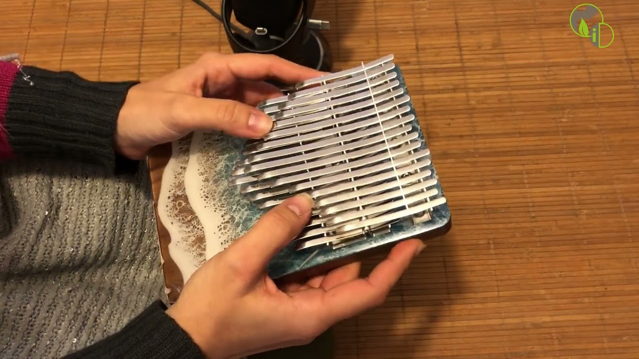 JOUER DE LA KALIMBA: prise en main