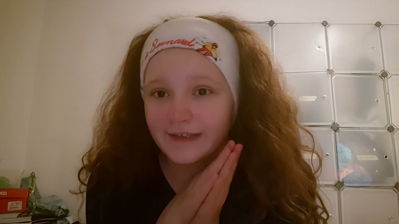 Hallo ich wurde mich mega freuen wenn ihr mich abonniert 😃😃🥰🥰🥰