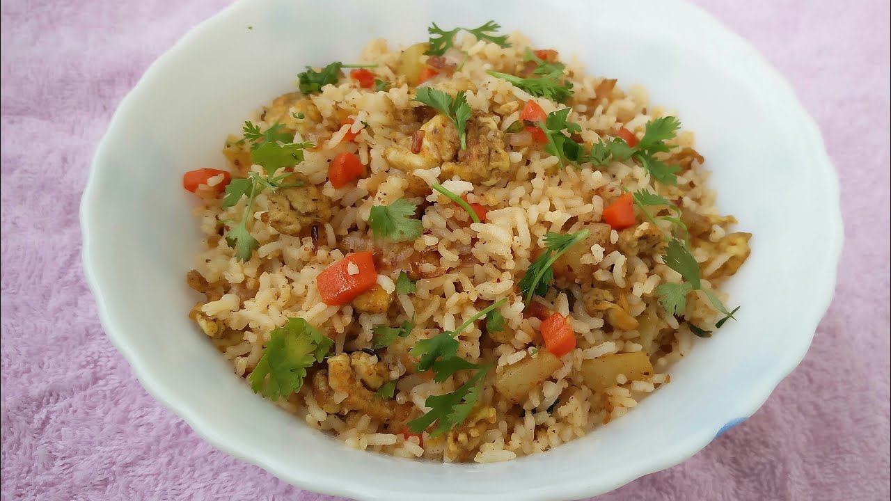 Egg Fried Rice || Simple Indian Style Without Any Sauces