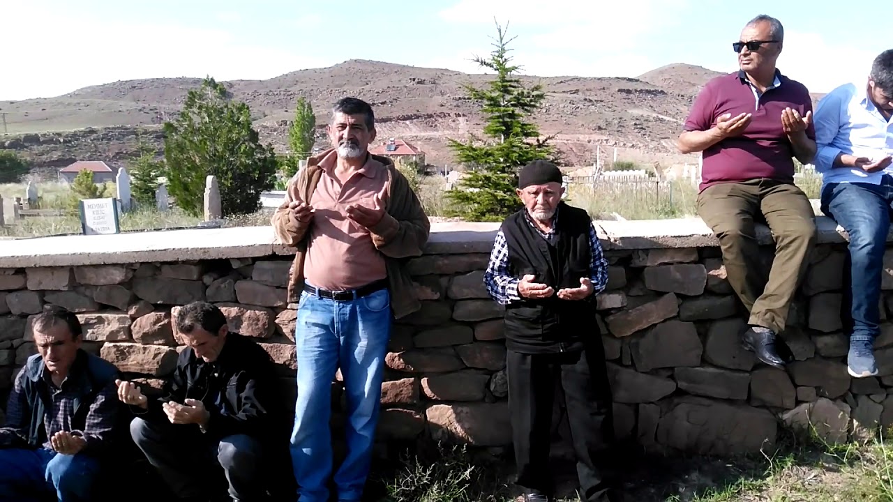 İğdecik Köyü arefe günü mezarlık