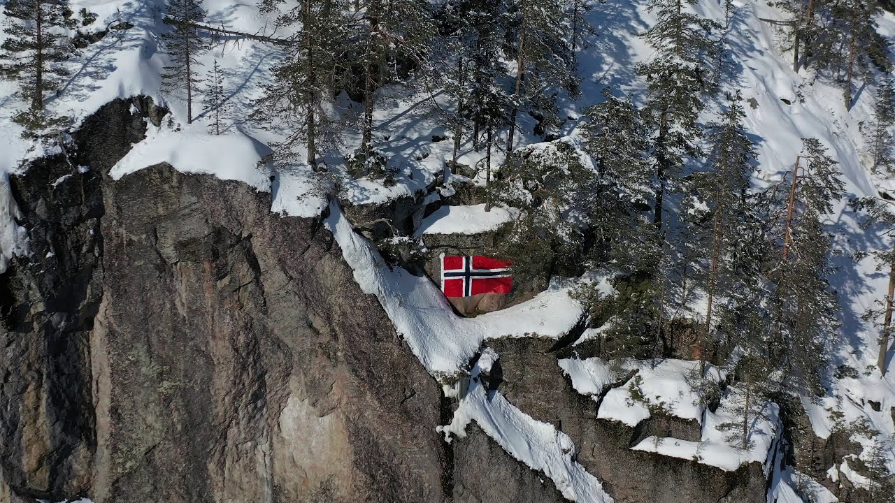 Bergflagg - Fjellflagg - Norsk flagg malt i fjell - Flaggfjell Kro - Valdres - Norway 🇳🇴 Norge - 4K