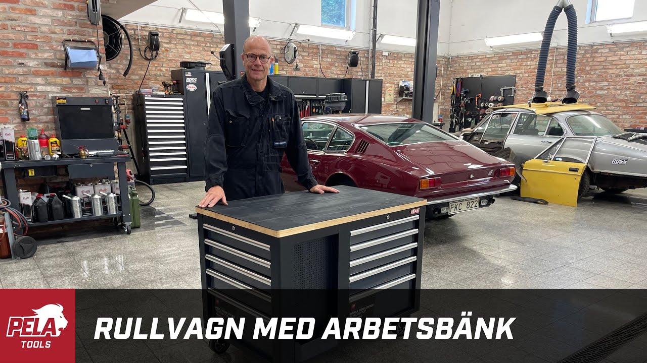 Rullvagn med arbetsb&auml;nk, l&aring;dor & sk&aring;p fr&aring;n PELA
