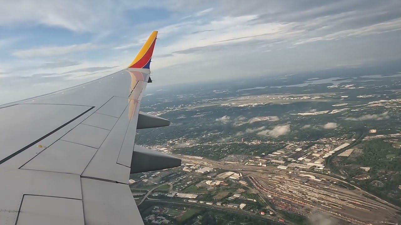 Traders Break ✈️ Taking Off from Nashville International Airport Tennessee #travel #southwest