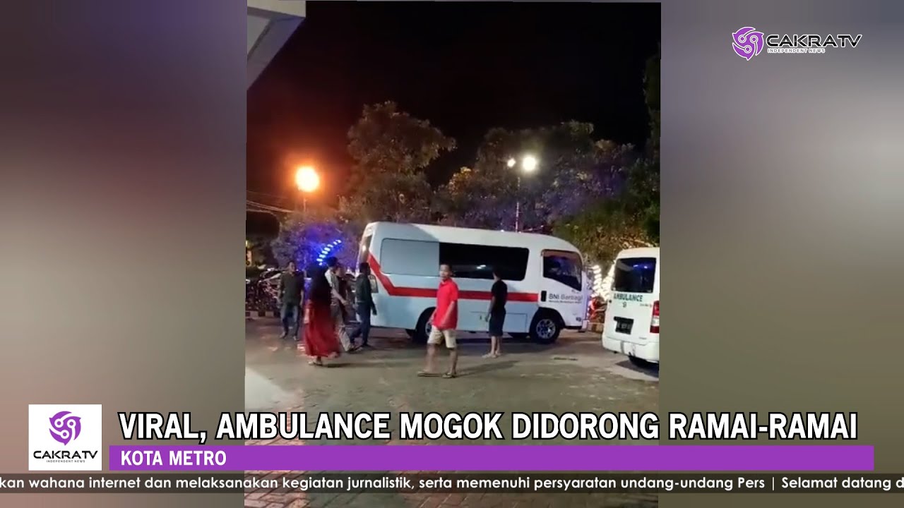 Viral, Ambulance Mogok Didorong Ramai Ramai