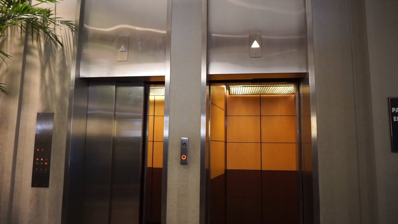 AMAZING! OTIS Autotronic traction elevators with touch buttons @ River Bank Plaza, Milwaukee, WI
