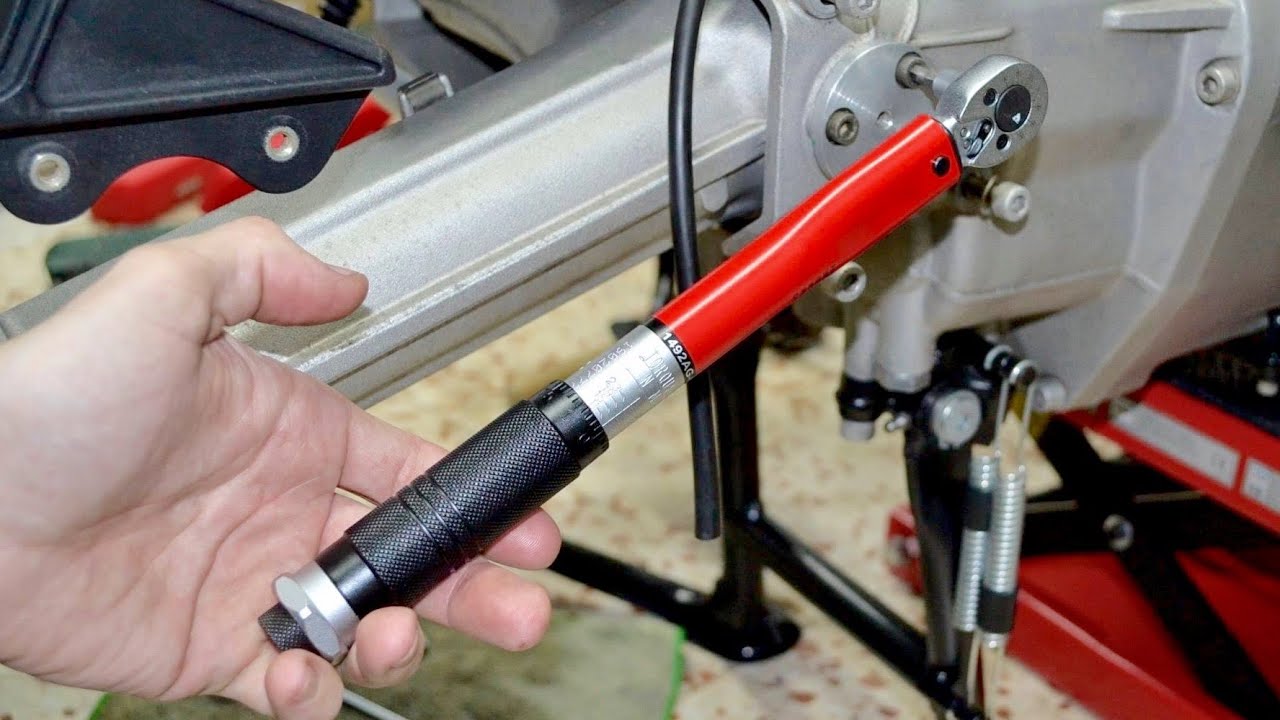 Cómo Apretar Tornillería con una Llave Dinamométrica