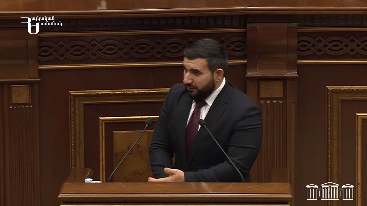 Կգնաք Ռոբերտ Քոչարյանին կասեք՝ ինչի մասին խոսի․ ԱԺ-ում լարված մթնոլորտ է