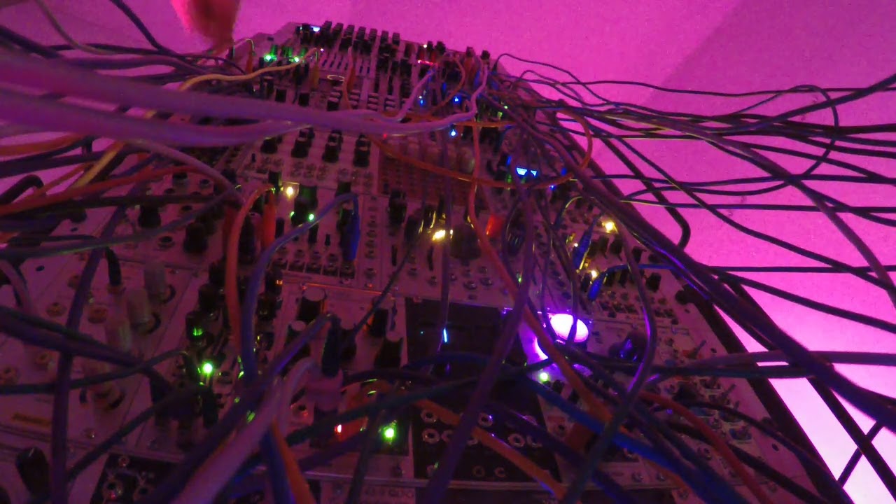 IDM  #polygogo  #addac  #intellijel  #jomox #xaocdevices  #mutableinstruments  #idm  #aclsinfonion