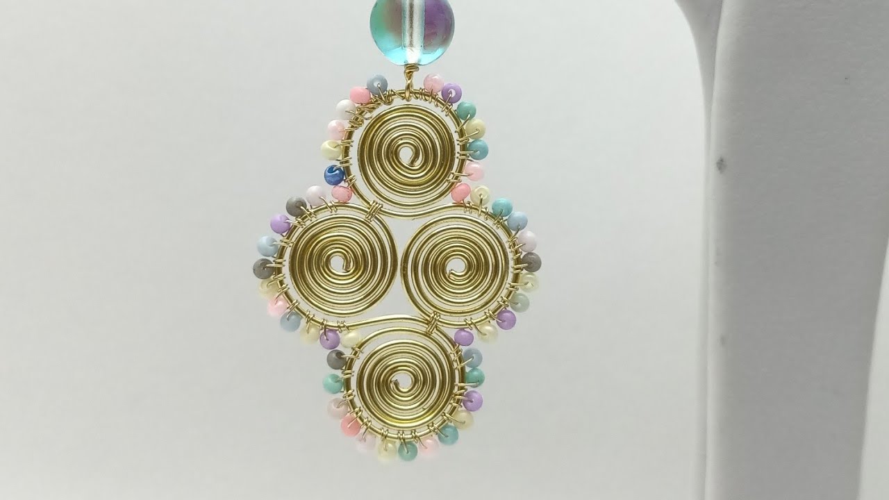 aretes de espirales de filigrana