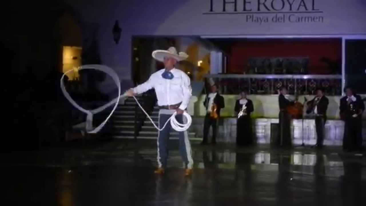 Trick roping show AMAZING! See the ending!