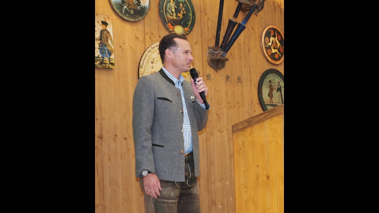 Rede von Wirtesprecher Peter Inselkammer bei der Vorstellung des Oktoberfest-Kruges 2022