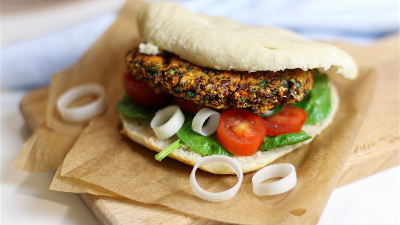 Burger Vegan cu Cartof Dulce si Quinoa || Lipii la cuptor  (Pita Bread) &bull; Tasty Crafts