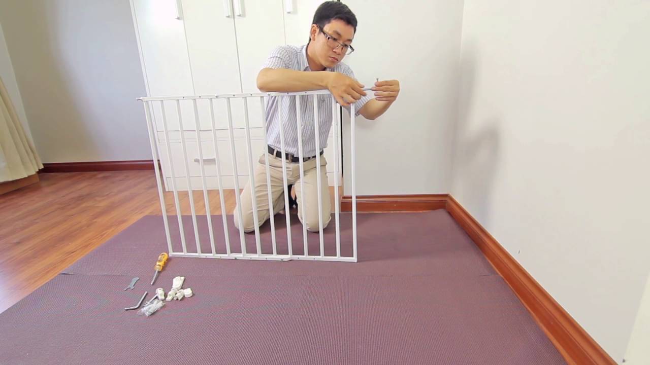 Lara - extendable metal gate - Installation