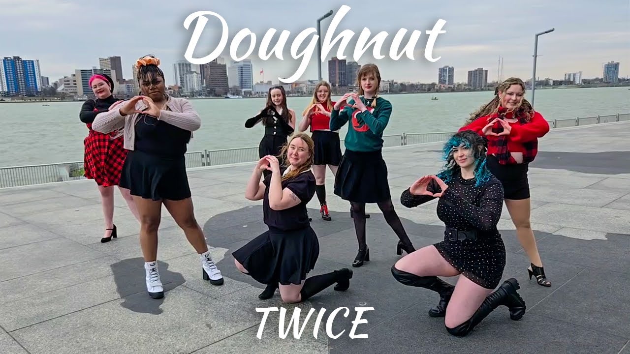 [KPOP IN PUBLIC | ONE TAKE] TWICE (트와이스) - Doughnut | Dance Cover by Prestige