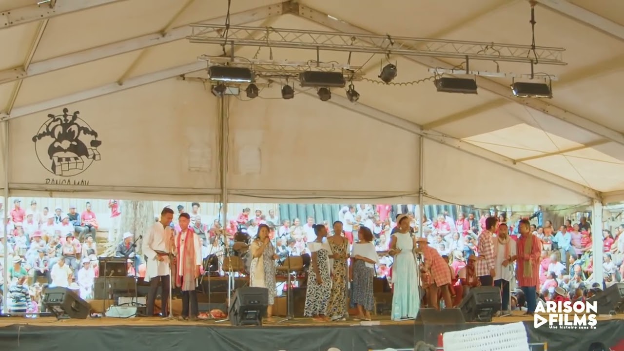 M'IRAY KALO - ARAHABAN'ANDRIANA (Fankalazana Taom baovao Malagasy 2023)