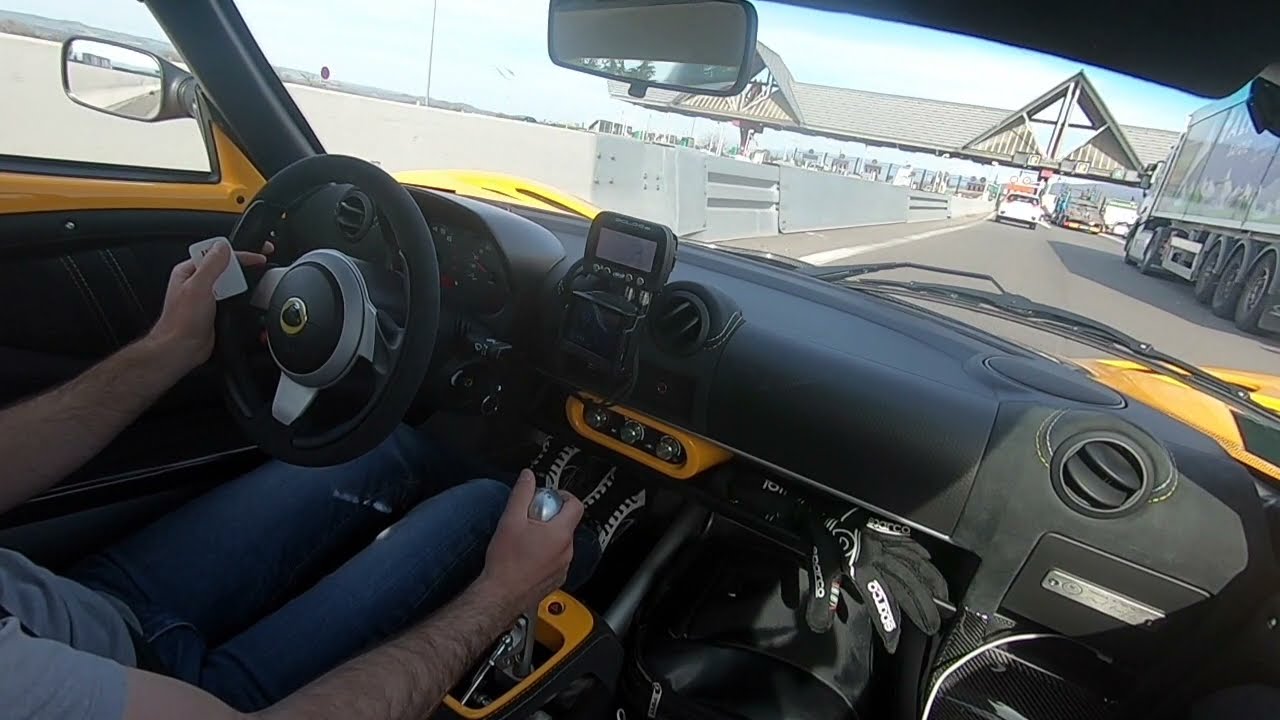 Breakdown in full acceleration / Lotus Exige