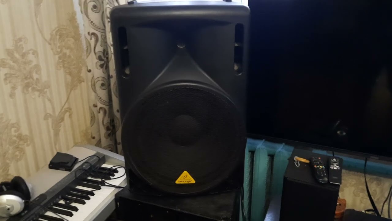 Soundking FP 0212A и Behringer B215D EUROLIVE