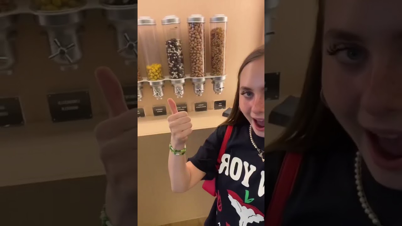 SOLANGE DER KINOFILM L&Auml;UFT KANN MAN ALLES ESSEN???