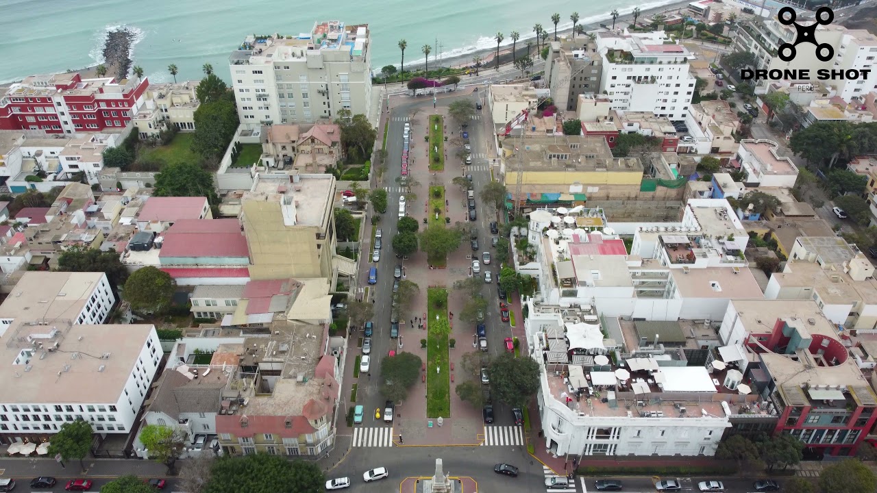 Alameda S&aacute;enz Pe&ntilde;a, Barranco, Lima - Per&uacute;