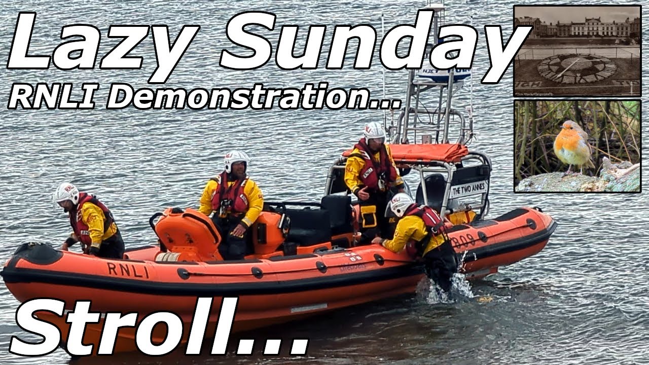 Ленивая воскресная прогулка — демонстрация RNLI — набережная / Бэкбич — Тейнмут — 08.04.2024