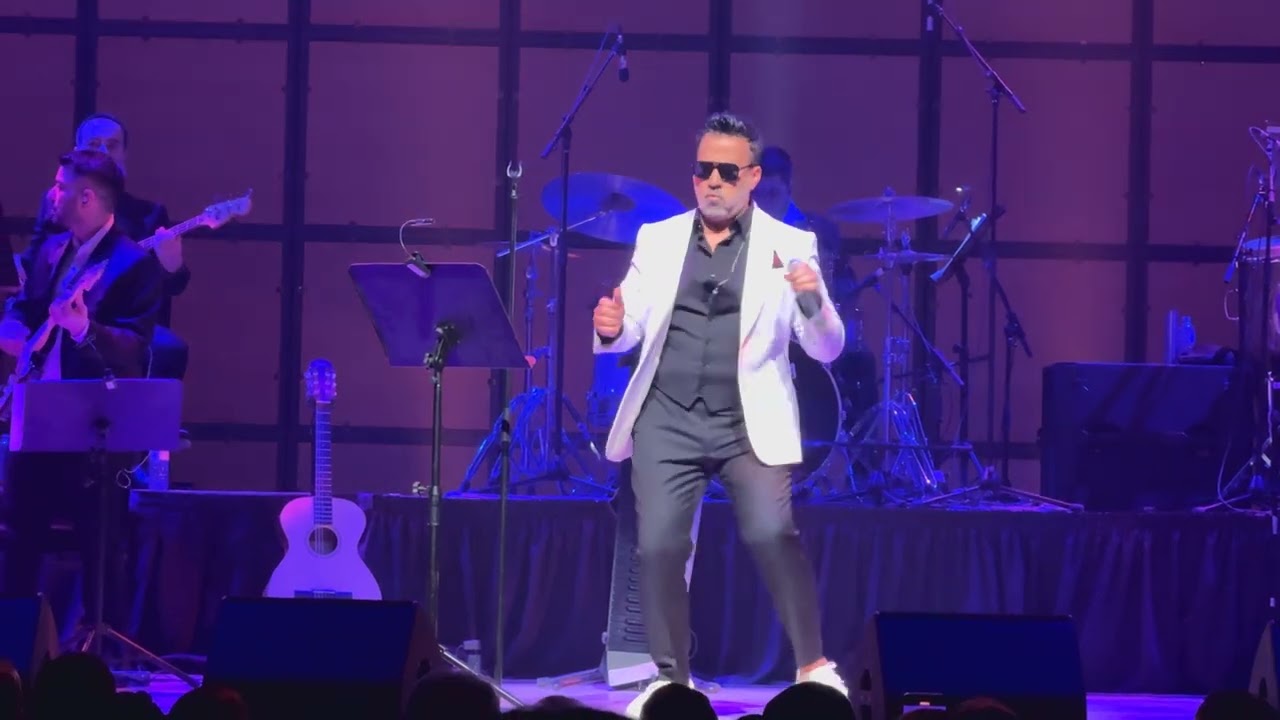 EMRAH Live in Toronto 2025(Kusursuzsun)