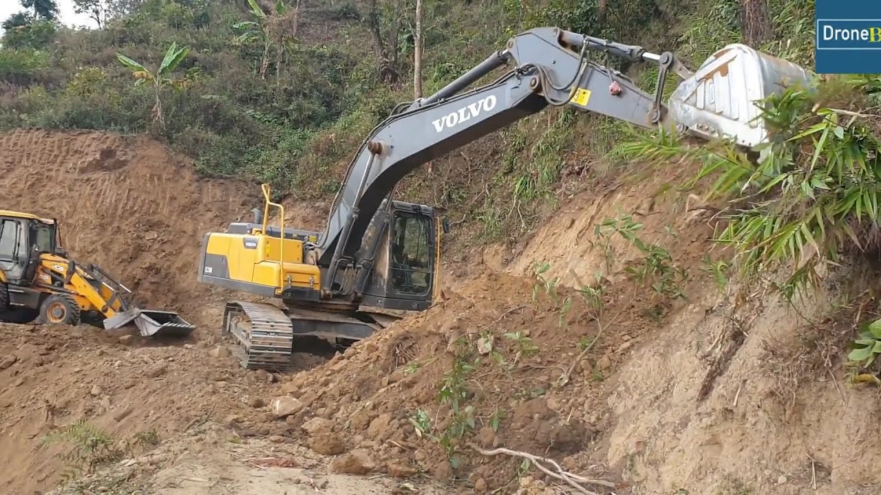 Felling Huge Trees-Cutting Hill-Widening Mountain Very Narrow Road-Hyundai Excavator