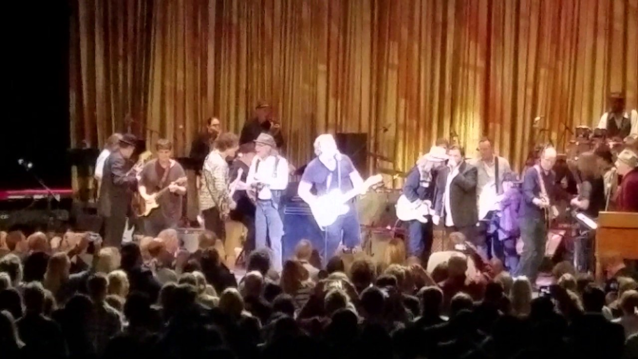 Upstage Finale at the Paramount 4/21/17 with Bruce Springsteen
