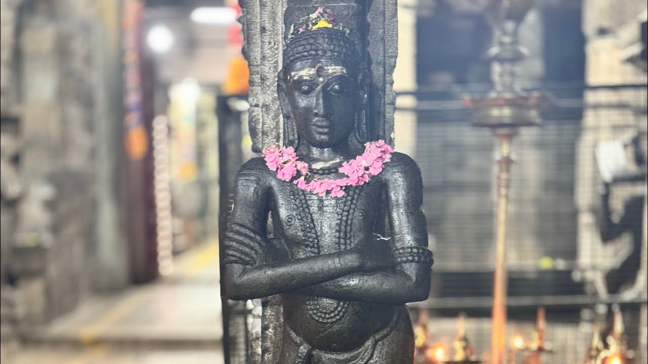 யாரும் பெரிதாய் காணாத திருப்பொற்சுண்ணம் இடித்தல் திருப்பெருந்துறை #thiruvasagam #avudaiyarkovil 