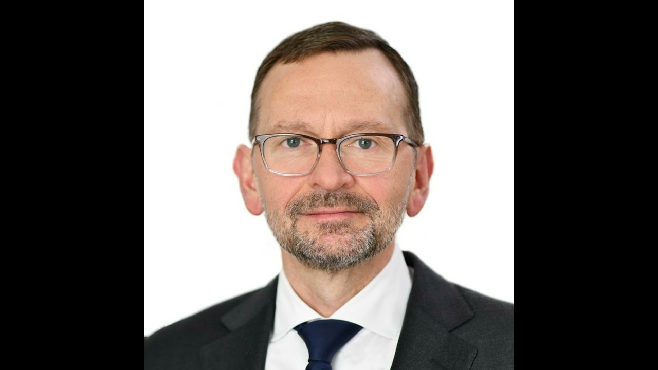 Episode 65: Lazard Chief Market Strategist Ronald Temple