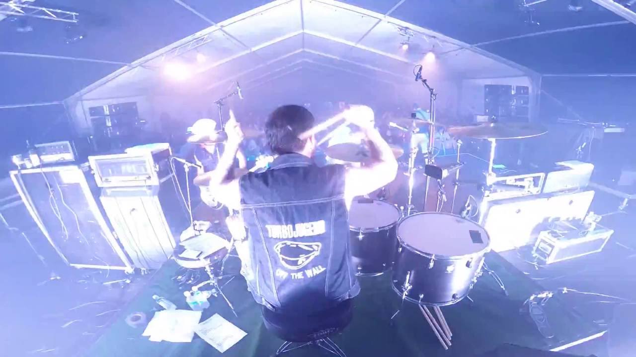 TURBONEGRO -  ALL MY FRIENDS ARE DEAD live LYDBÖLGER FESTIVAL 17.07.2015