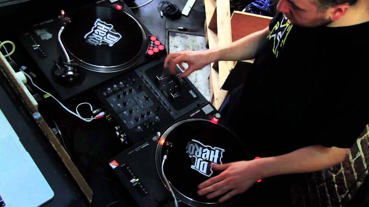 Novation // UK DMC Champion Blakey performs with Dicers