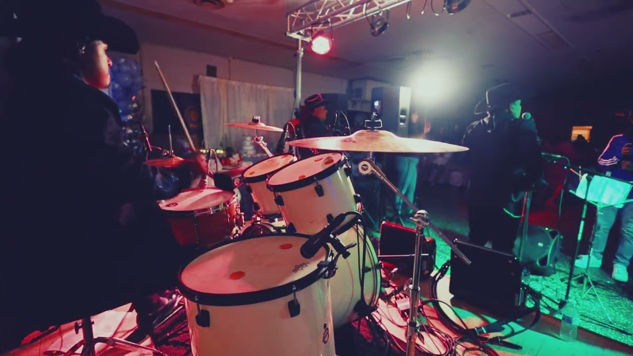 Mira Oye Bateria