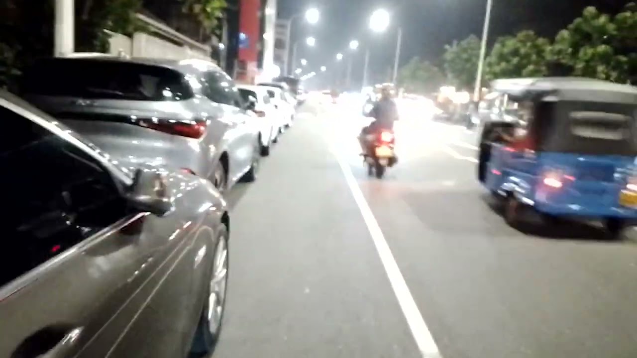 Night time street viewing on 7 March 2026
