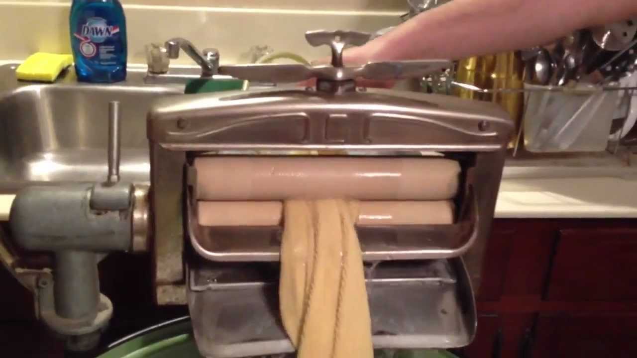 Wardway Standard Wringer Washing Machine