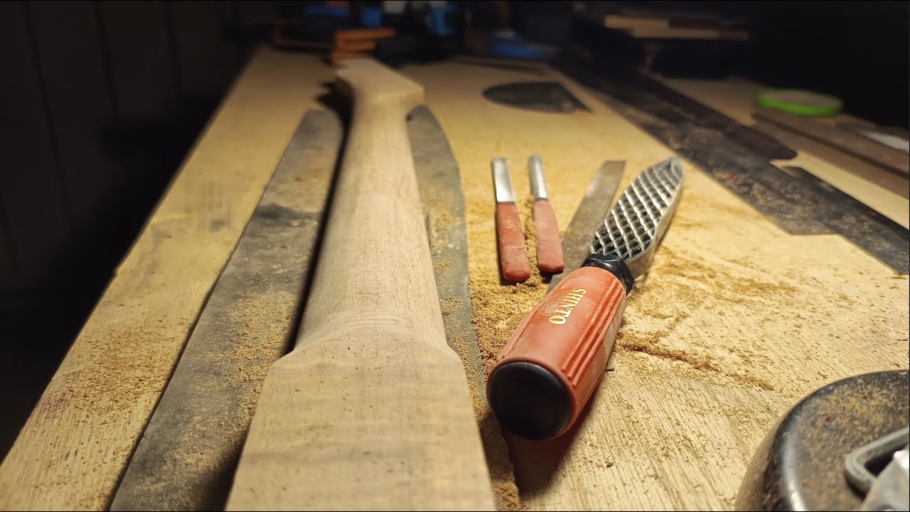 Röö guitars #004 - neck part 3 (carving)