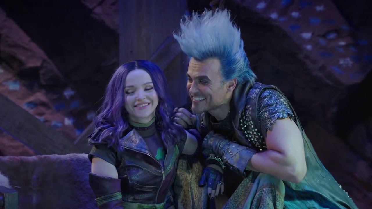 Do What You Gotta Do - Descendants 3 Backwards! (Dove Cameron/Cheyenne Jackson)