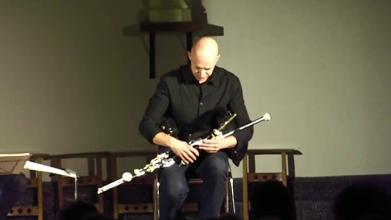 Loïc Bléjean - slow air on the uilleann pipes
