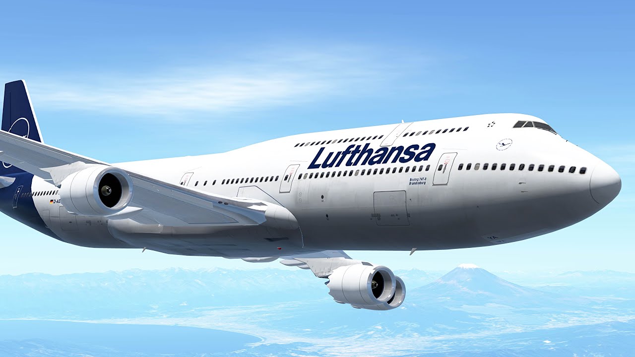 HARD landing! FULL approach and landing into Tokyo! | Lufthansa B747-8