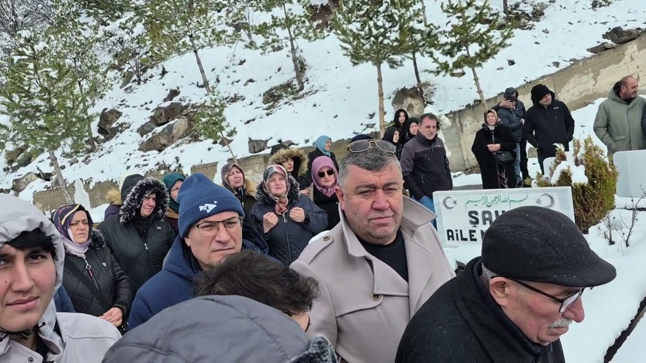 Kayseri ili / Pınarbaşı  ilçesi / AKPINAR Köyünden SAFİYE  ÜNLÜ ' nün cenaze görüntüleri - 2 -