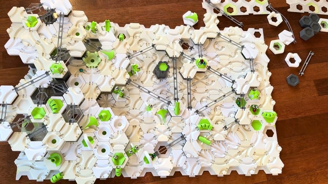 Gravitrax chaos