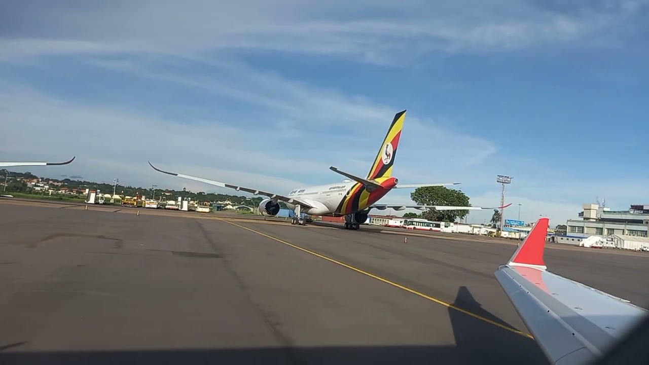 (RAW FOOTAGE) Uganda Airlines CRJ900 Take off from Entebbe